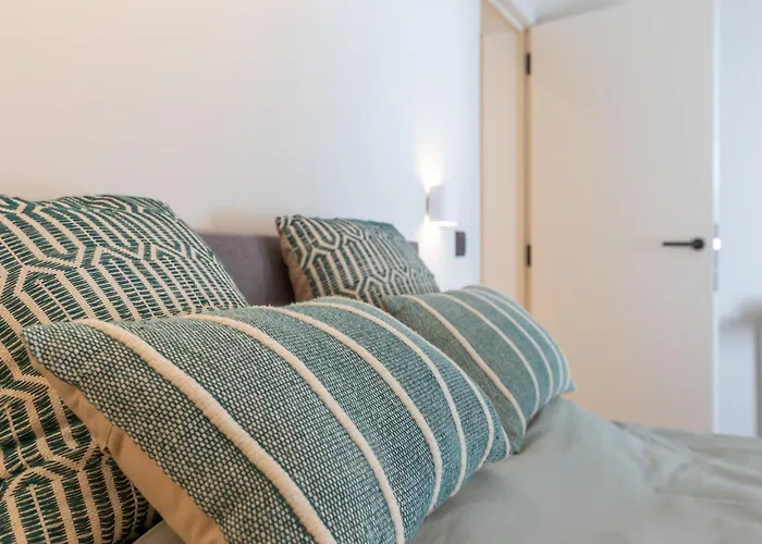 Lecomte - Escape 107 Apartment *